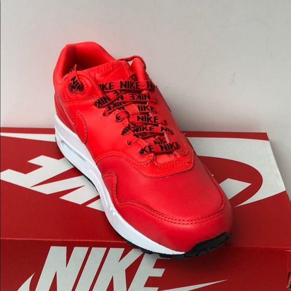 LAST ONE! Women’s Air Max 1 SE - Picture 3 of 4